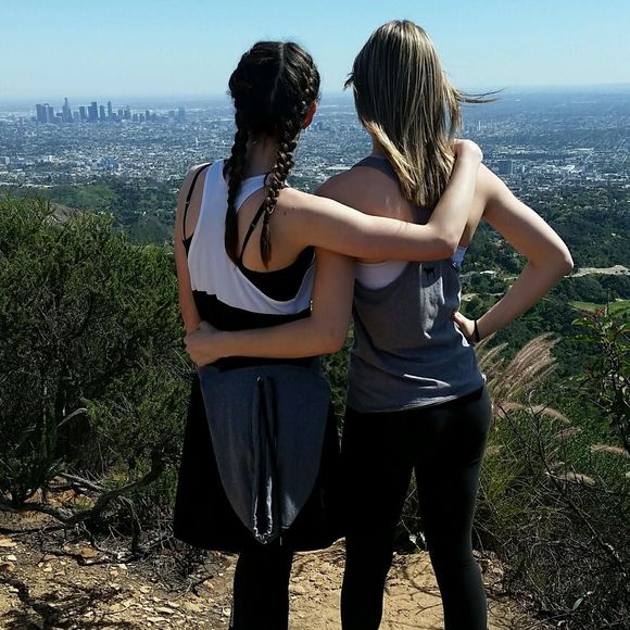 Meet your Posher, Julie - Picture 1 of 1